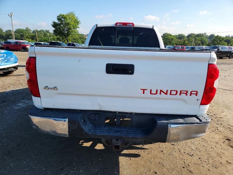 2015 TOYOTA TUNDRA SR5 — Фото 6 из 12