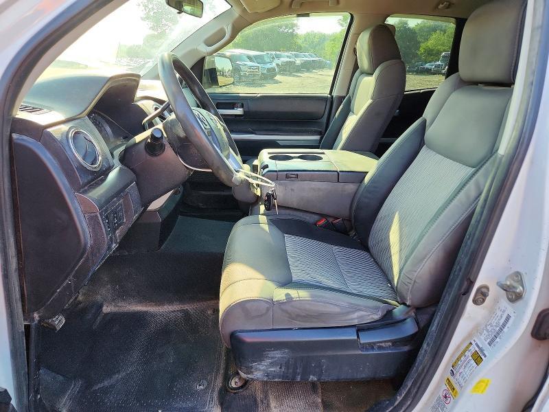 2015 TOYOTA TUNDRA SR5 — Фото 7 из 12