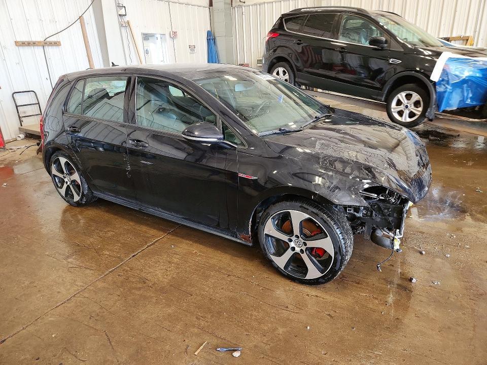 2015 VOLKSWAGEN GTI — Фото 4 из 13