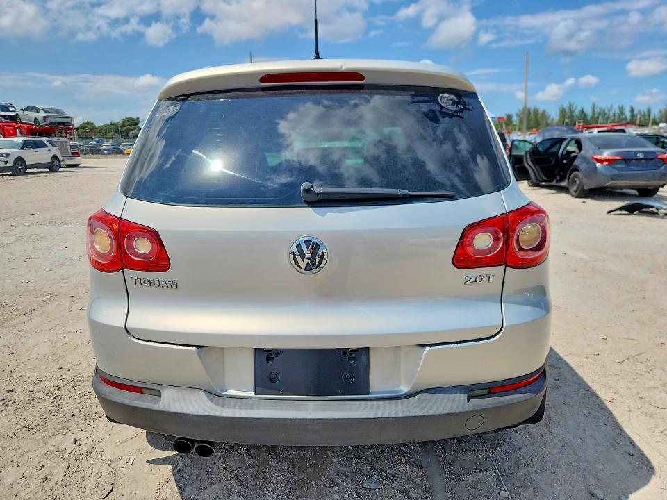 2010 VOLKSWAGEN TIGUAN S — Фото 6 из 12