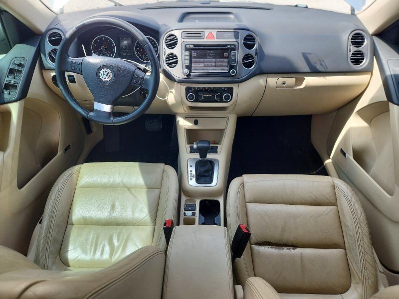 2010 VOLKSWAGEN TIGUAN S — Фото 8 из 12