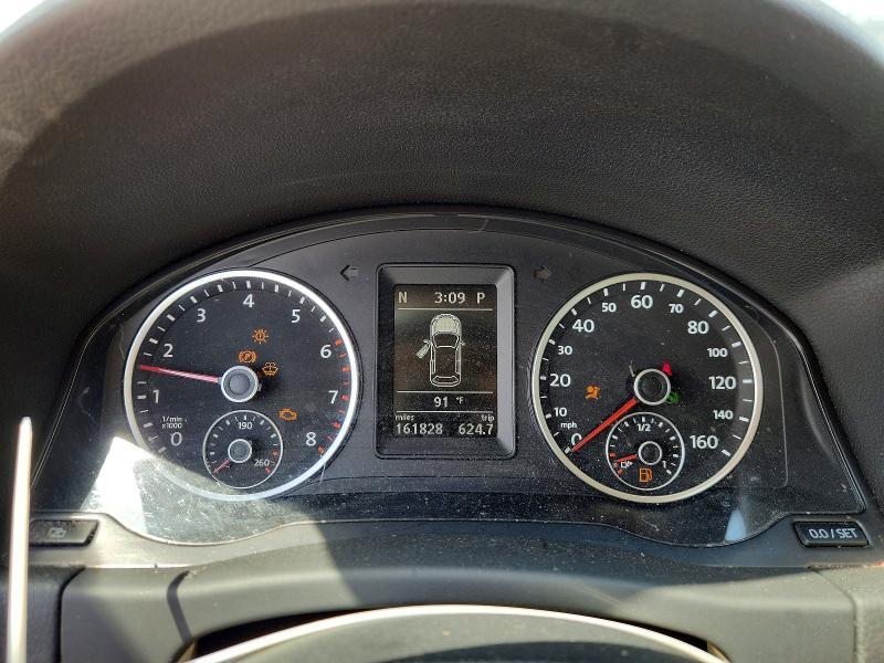 2010 VOLKSWAGEN TIGUAN S — Фото 9 из 12