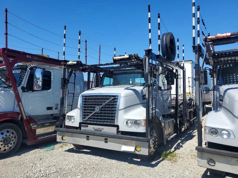 2014 VOLVO VAH CAR HAULER TRUCK — Фото 2 из 10