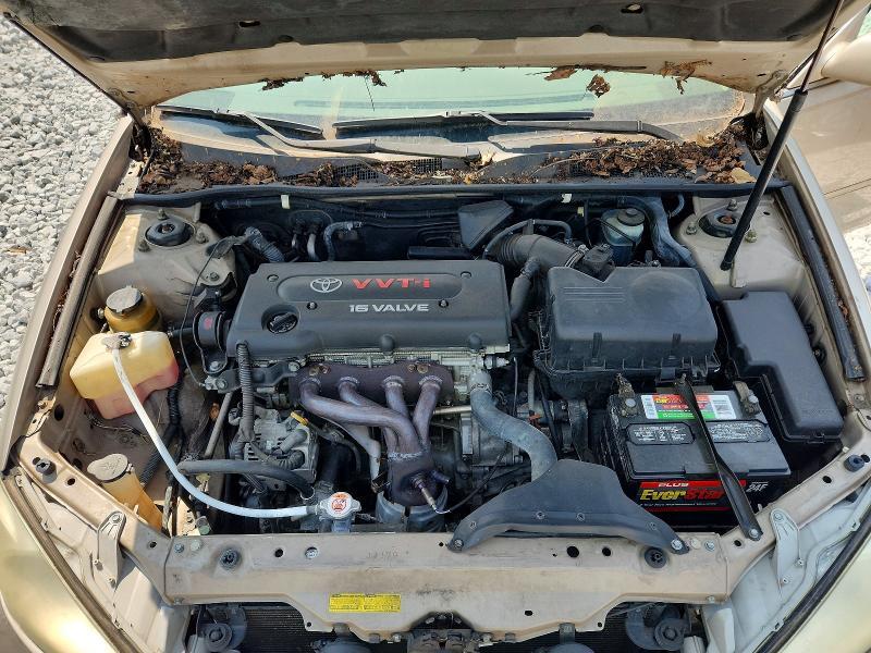 2002 TOYOTA CAMRY LE/XLE — Фото 11 из 12