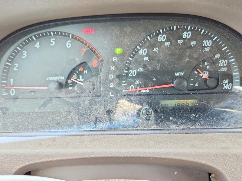 2002 TOYOTA CAMRY LE/XLE — Фото 9 из 12