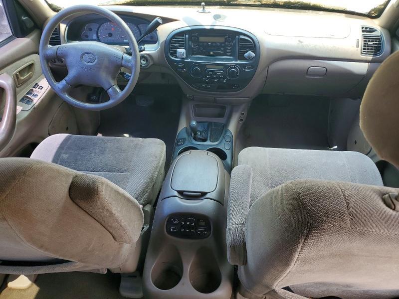 2002 TOYOTA SEQUOIA SR5 — Фото 8 из 13