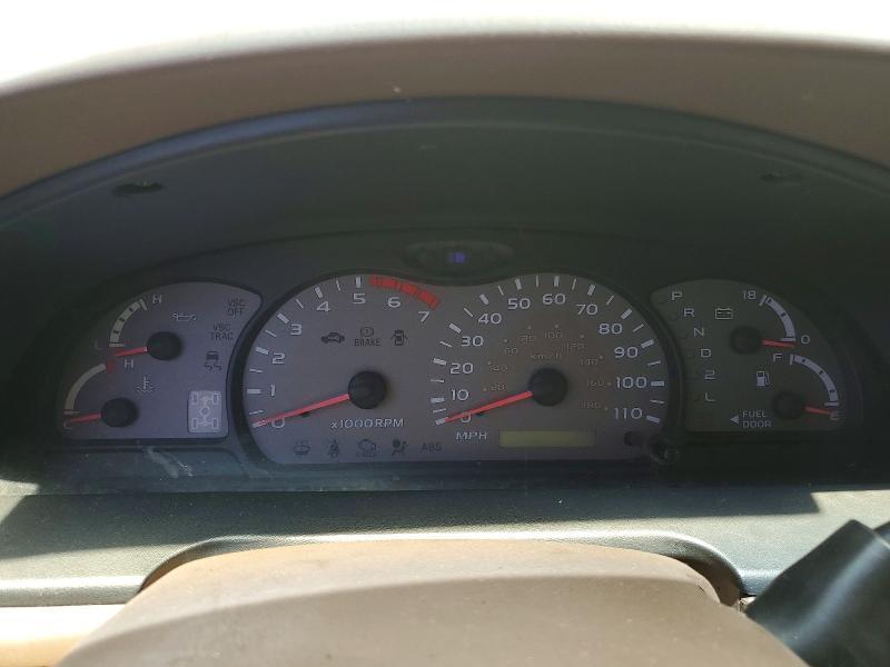 2002 TOYOTA SEQUOIA SR5 — Фото 9 из 13