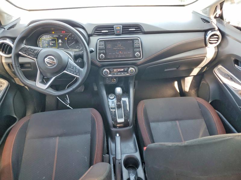2021 NISSAN VERSA SR — Фото 8 из 12