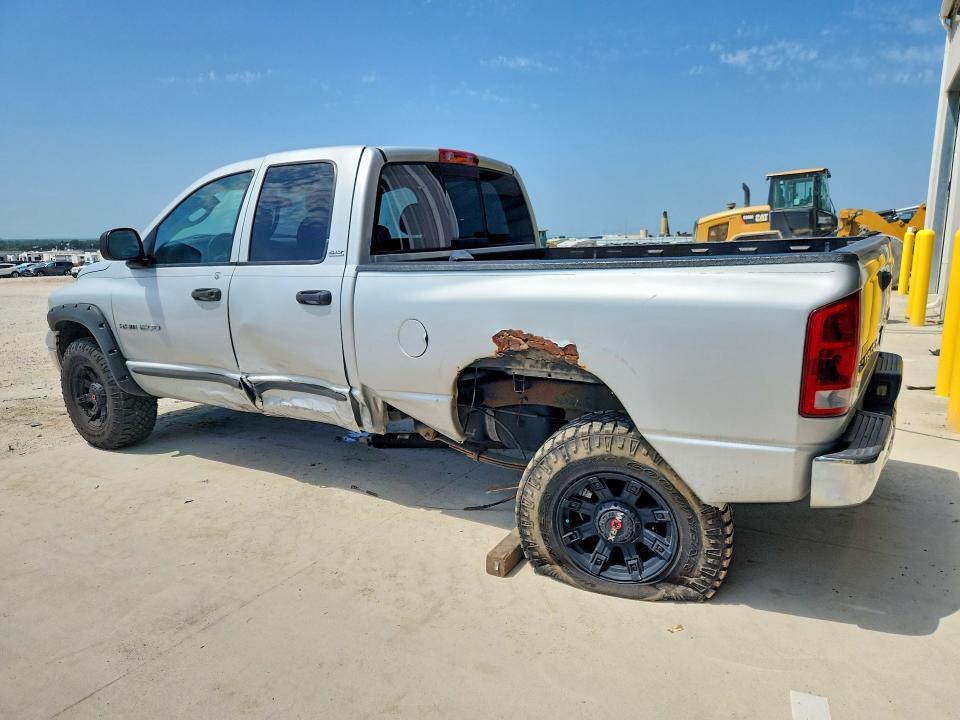 2002 DODGE RAM 1500 — Фото 2 из 12