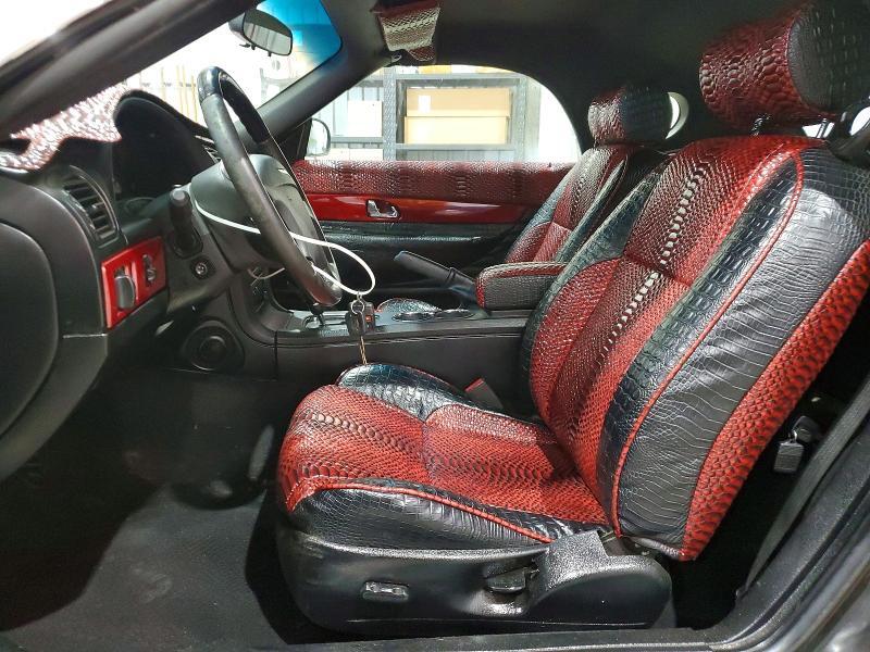 1FAHP60A02Y111037 2002 FORD THUNDERBIRD photo no. 7