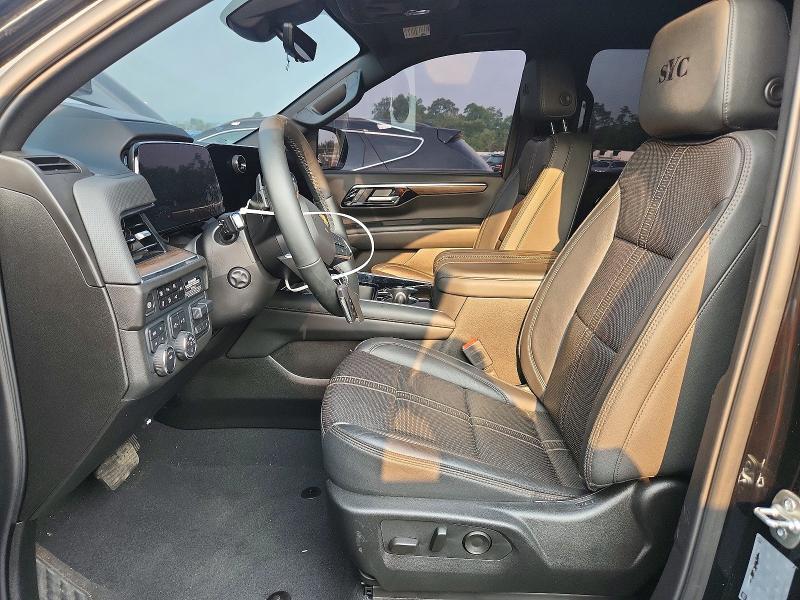2025 CHEVROLET SUBURBAN K1500 HIGH COUNTRY — Фото 7 из 13