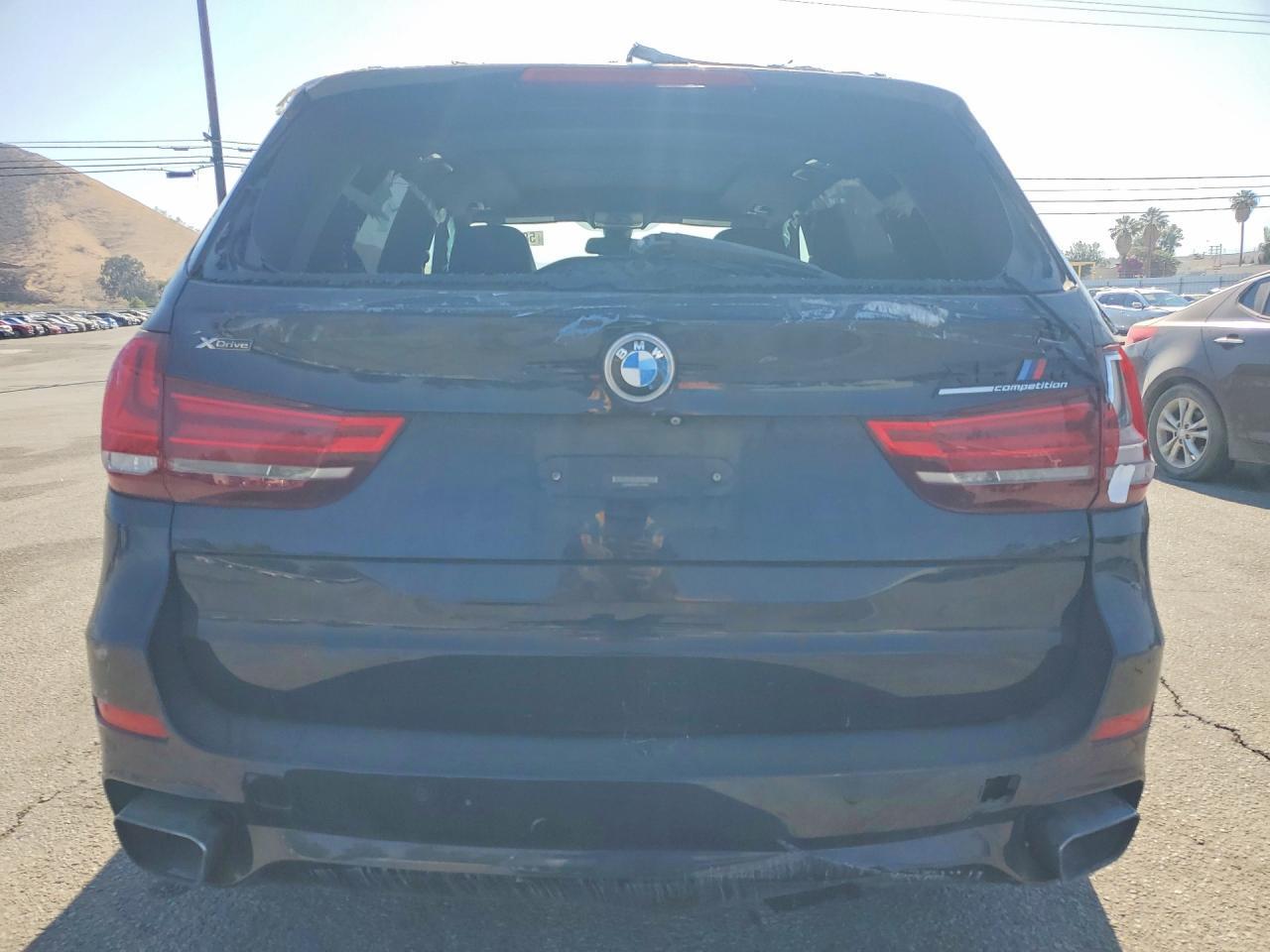 2015 BMW X5 XDRIVE50I — Фото 6 из 12