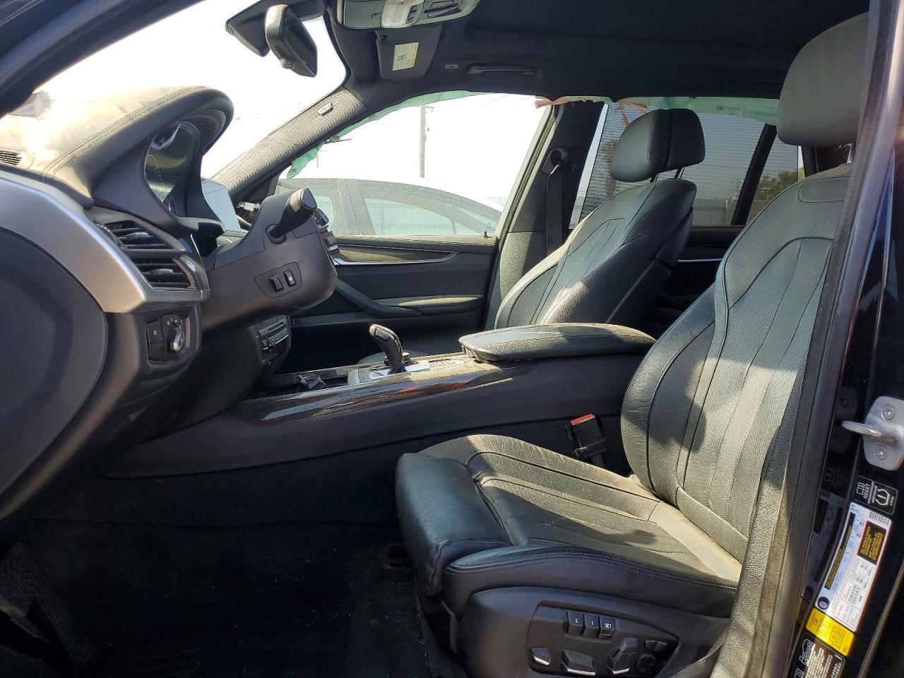 2015 BMW X5 XDRIVE50I — Фото 7 из 12