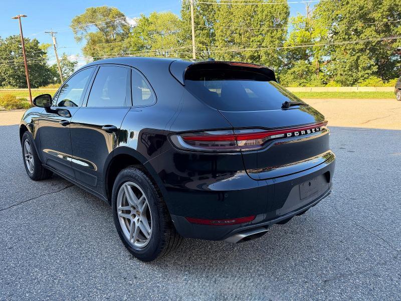 2021 PORSCHE MACAN — Фото 3 из 14