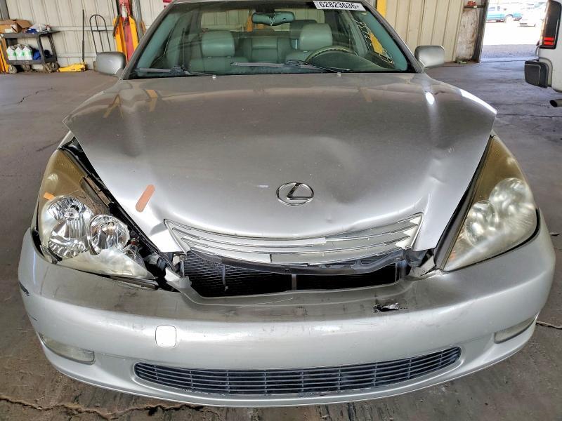 2002 LEXUS ES 300 — Фото 11 из 12