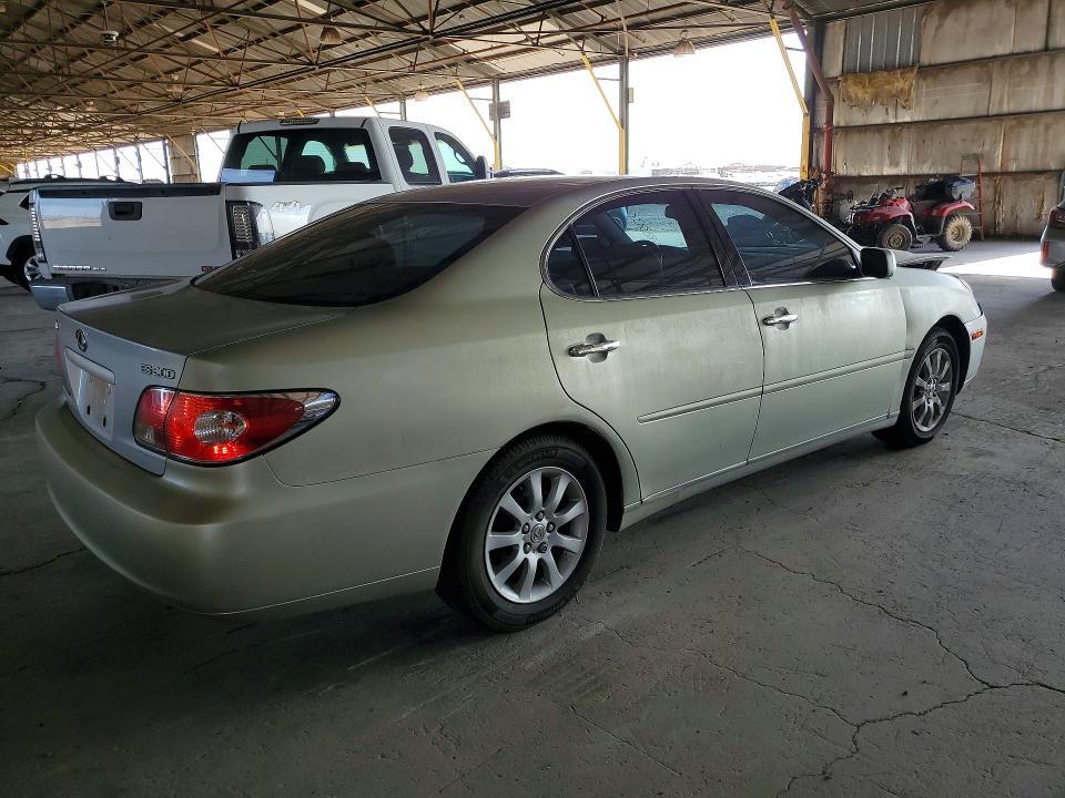 2002 LEXUS ES 300 — Фото 3 из 12