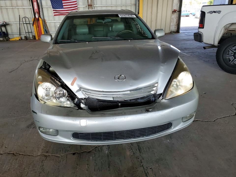 2002 LEXUS ES 300 — Фото 5 из 12
