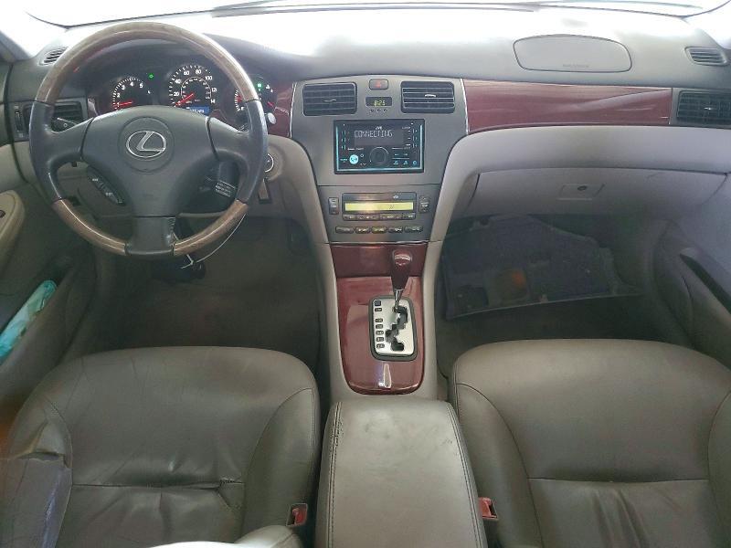 2002 LEXUS ES 300 — Фото 8 из 12
