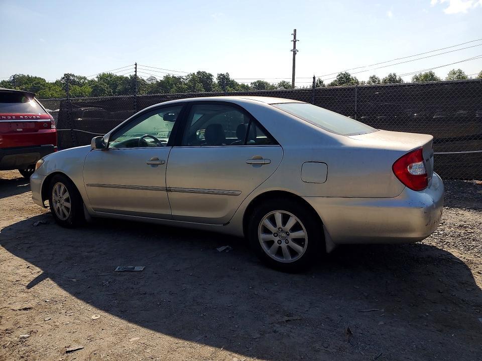 2002 TOYOTA CAMRY XLE V6 — Фото 2 из 12