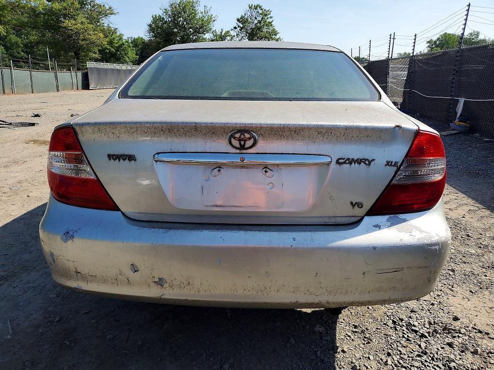 2002 TOYOTA CAMRY XLE V6 — Фото 6 из 12