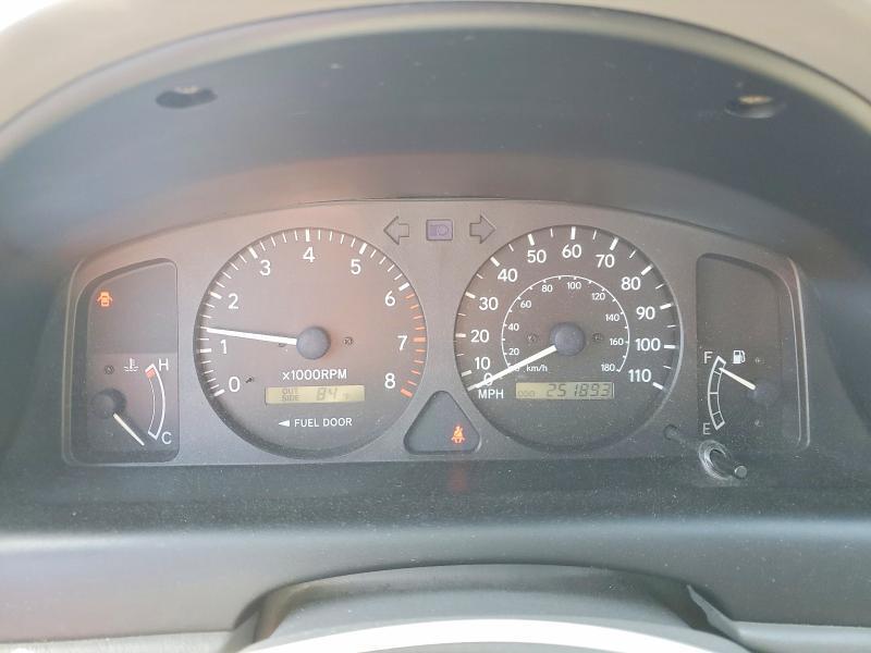 2002 TOYOTA COROLLA SEDAN 2WD — Фото 9 из 12