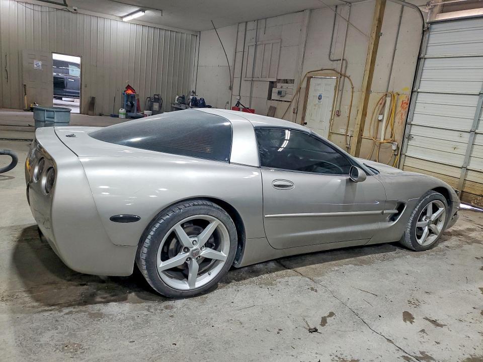 2001 CHEVROLET CORVETTE — Фото 3 из 13