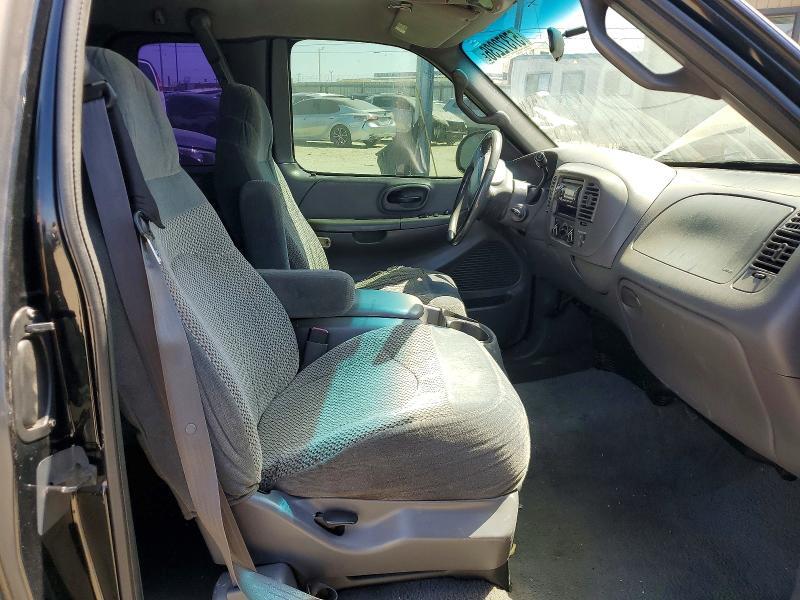 2001 FORD F150 — Фото 7 из 13
