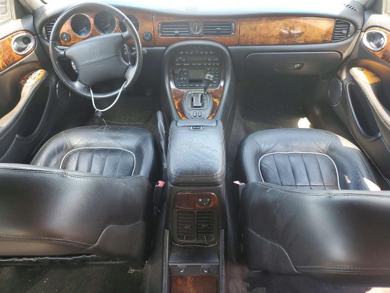 SAJDA14C21LF36994 2001 JAGUAR XJ8 photo no. 8