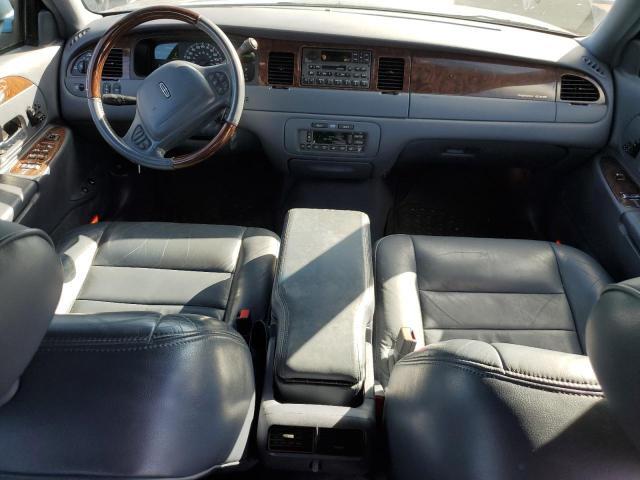 2001 LINCOLN TOWN CAR SIGNATURE — Фото 8 из 12