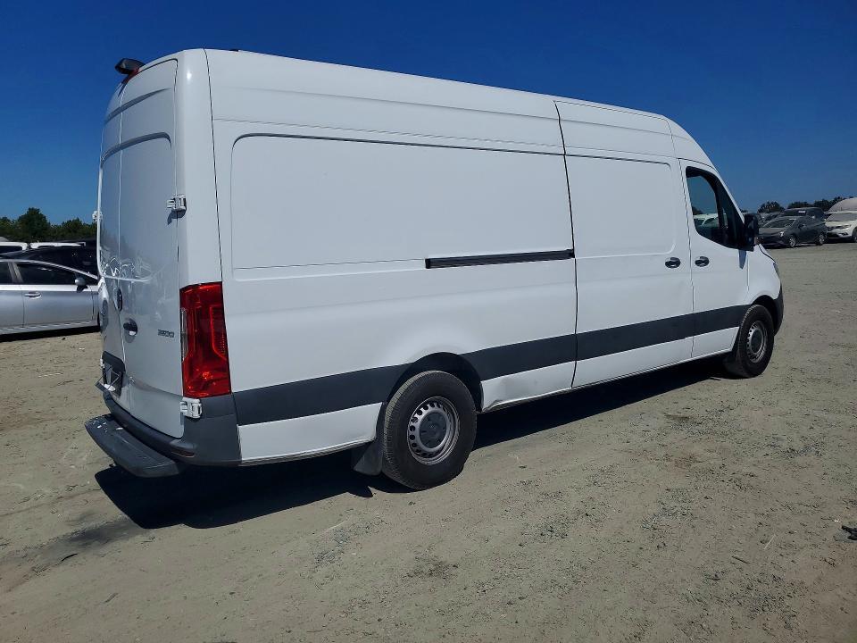 2023 MERCEDES-BENZ SPRINTER 2500 DELIVERY VAN — Фото 3 из 13