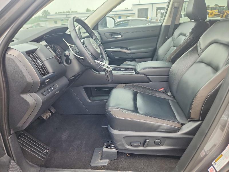 2023 NISSAN PATHFINDER SL — Фото 7 из 13