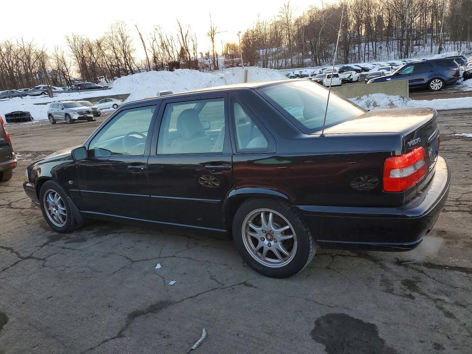 2000 VOLVO S70 GLT — Фото 2 из 12