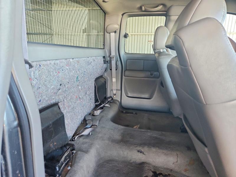 2000 CHEVROLET SILVERADO K1500 — Фото 10 из 12