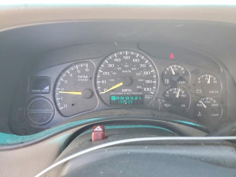 2000 CHEVROLET SILVERADO K1500 — Фото 9 из 12