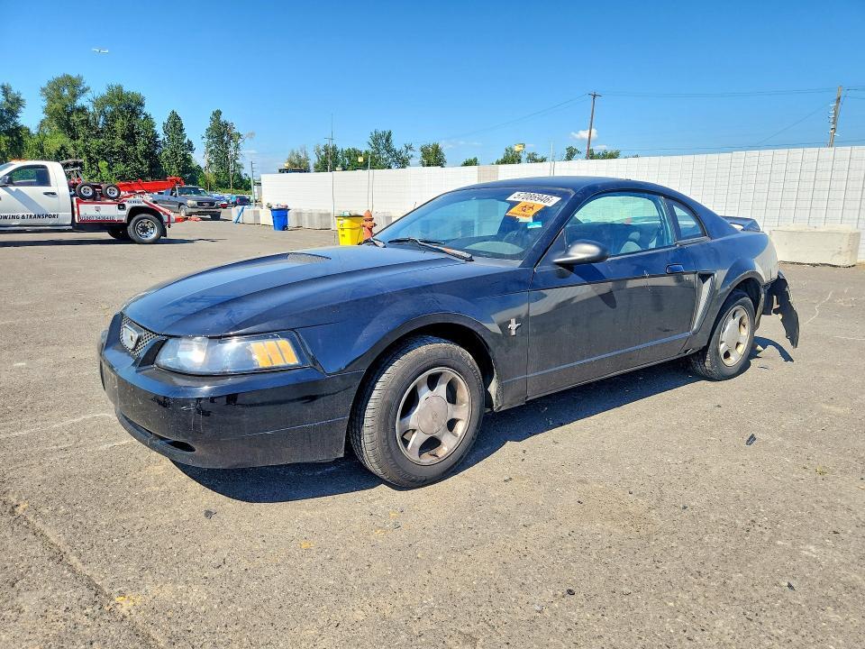 1FAFP4047YF123843 2000 FORD MUSTANG photo no. 1