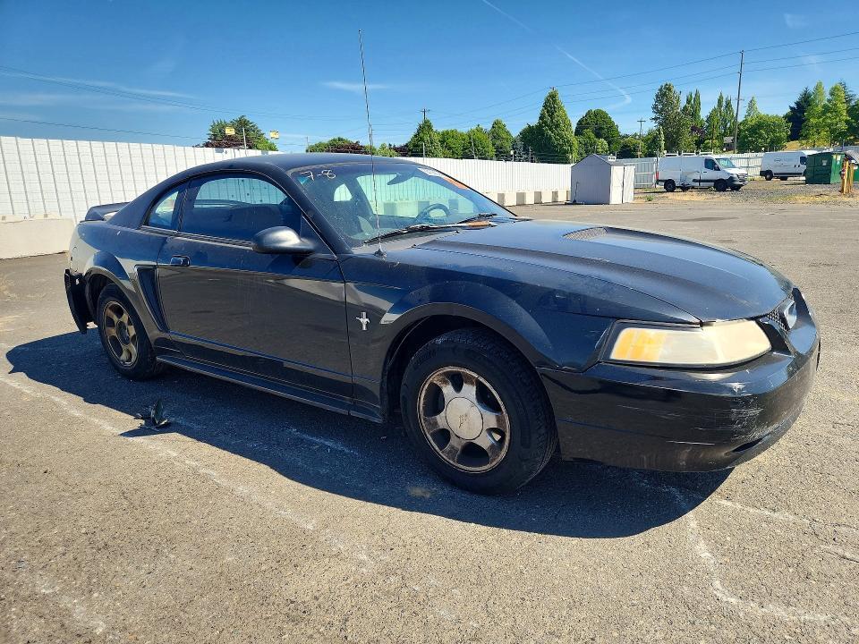1FAFP4047YF123843 2000 FORD MUSTANG photo no. 4