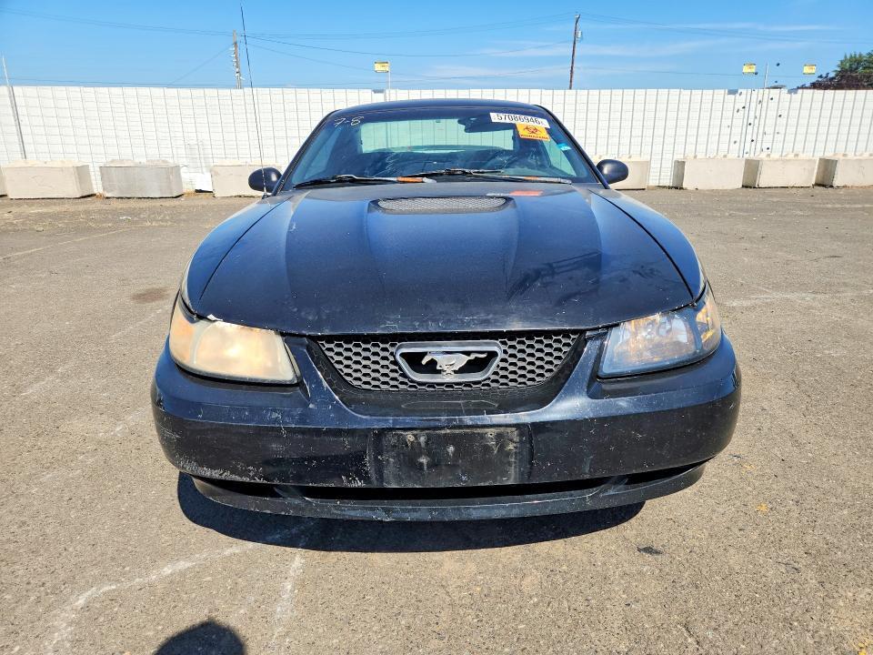 1FAFP4047YF123843 2000 FORD MUSTANG photo no. 5
