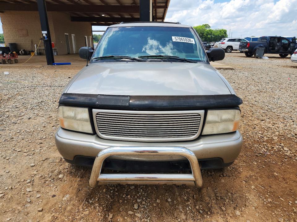 1GKCT18W5YK232858 2000 GMC JIMMY photo no. 5