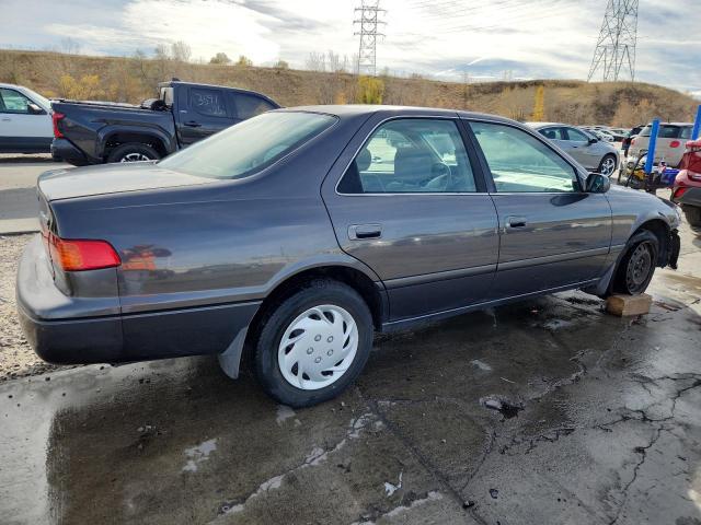 2000 TOYOTA CAMRY CE — Фото 3 из 12