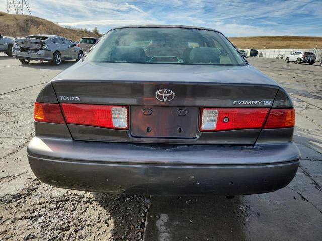2000 TOYOTA CAMRY CE — Фото 6 из 12