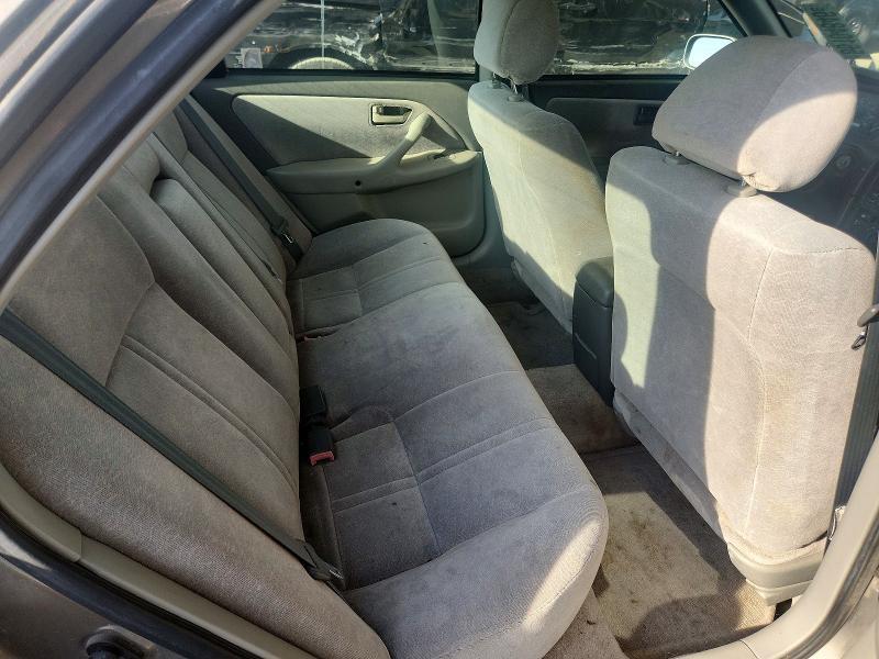 1999 TOYOTA CAMRY LE — Фото 10 из 12