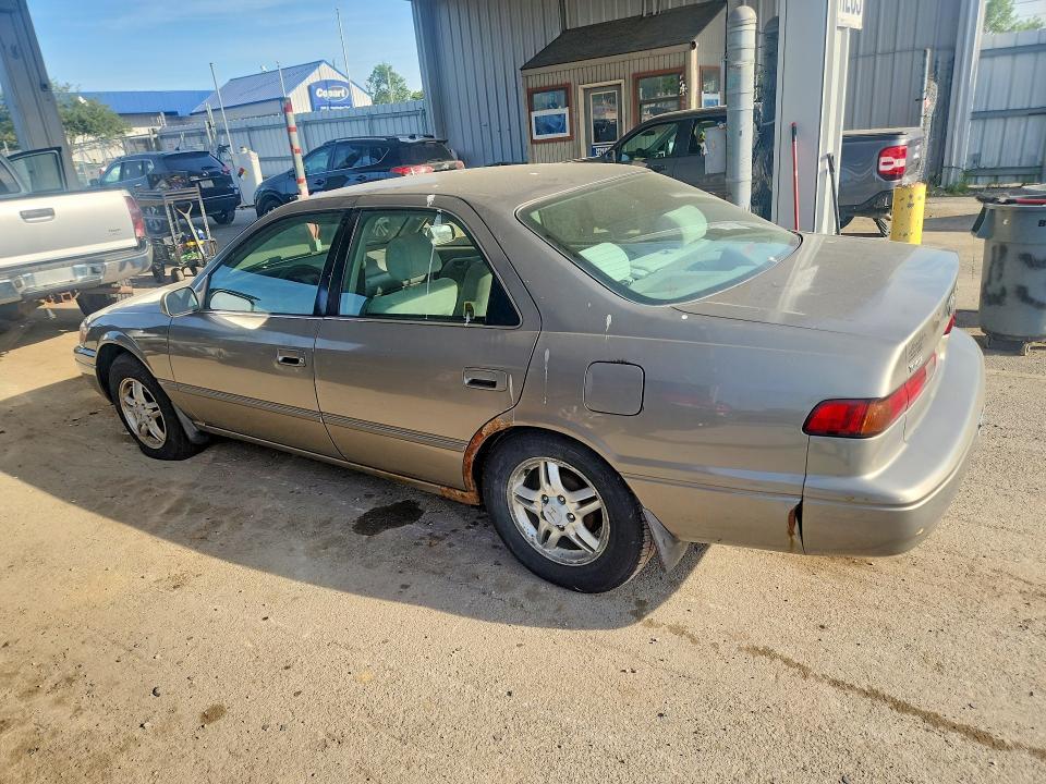1999 TOYOTA CAMRY LE — Фото 2 из 12