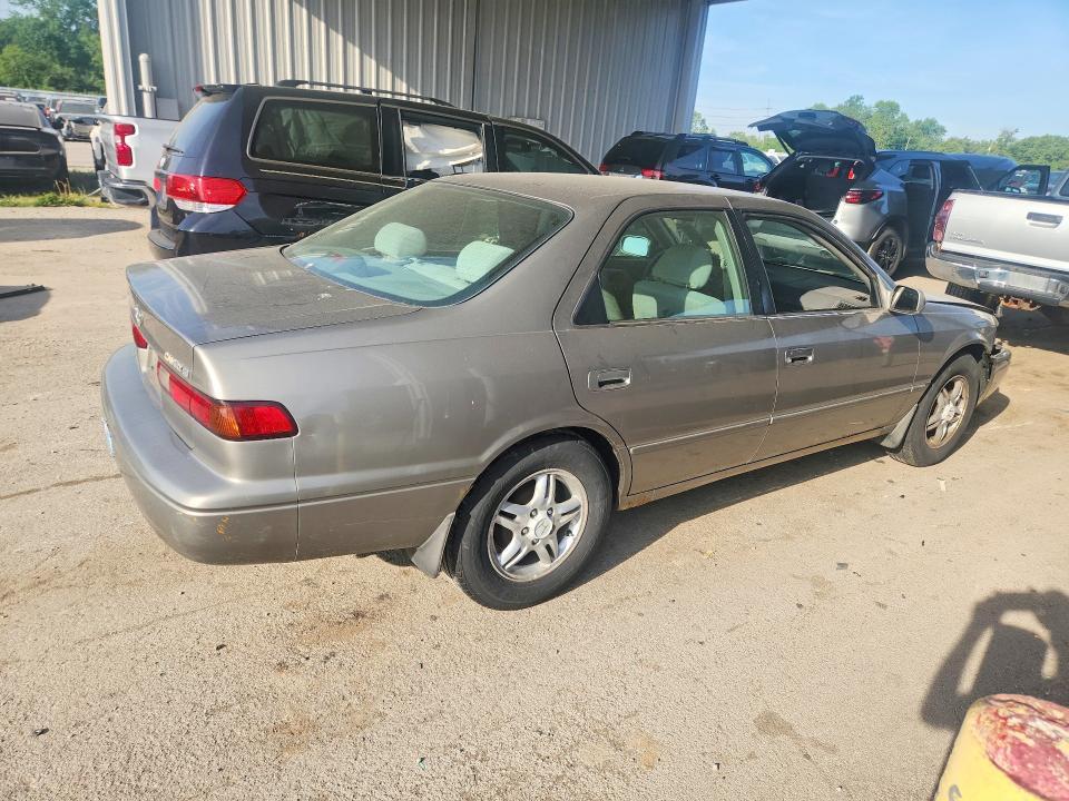 1999 TOYOTA CAMRY LE — Фото 3 из 12