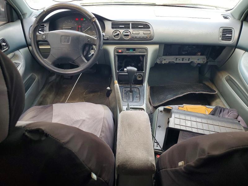 1996 HONDA ACCORD LX — Фото 8 из 12