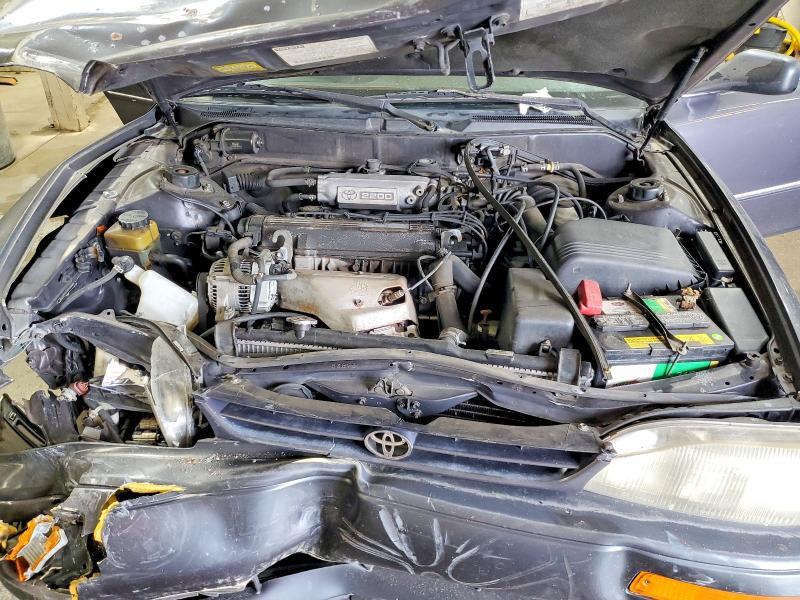 1996 TOYOTA CAMRY LE — Фото 11 из 12