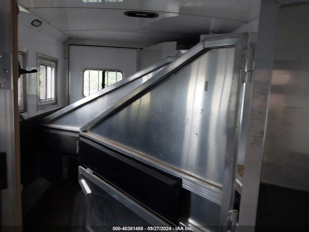 4LABH2720J5070327 2018 EXXISS ALUMINUM TRAILERS ENDEAVOR M-8312 5TH WHL HORSE TRAILER photo no. 8