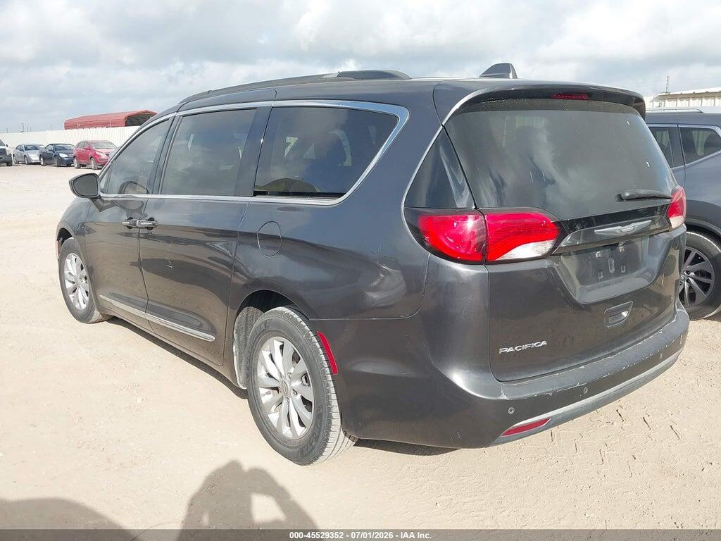 2C4RC1BG0HR530596 2017 CHRYSLER PACIFICA photo no. 3