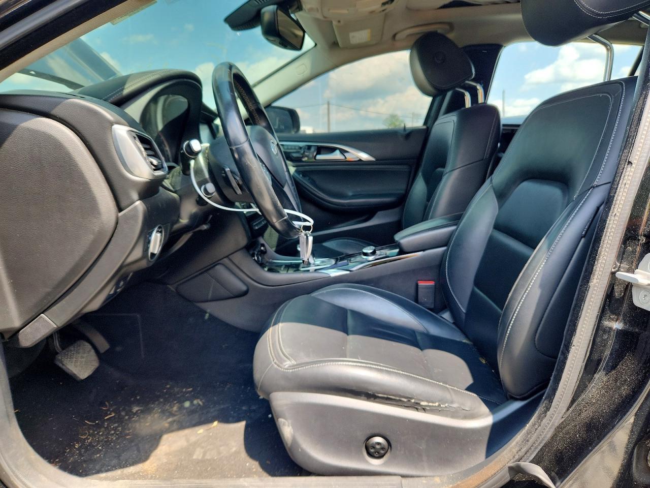 2017 INFINITI QX30 BASE — Фото 7 из 12
