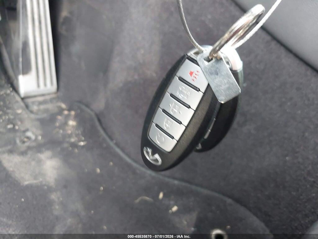 JN1FV7EL2HM701797 2017 INFINITI Q60 photo no. 11