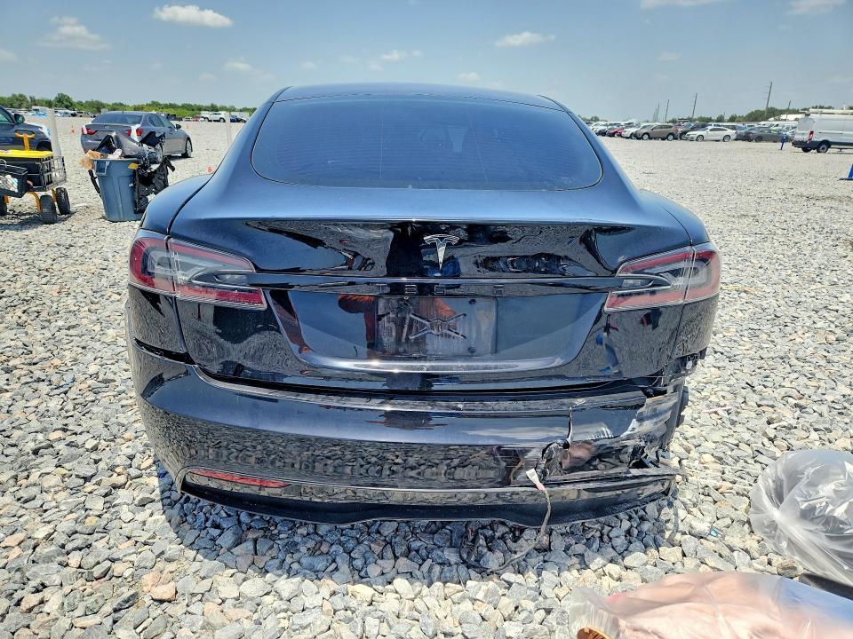 2021 TESLA MODEL S — Фото 6 из 13